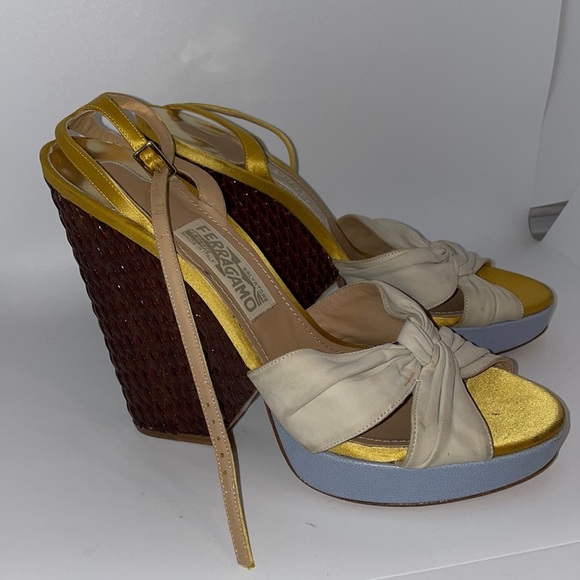 Salvatore Ferragamo wedge sandals size - 10 - Picture 1 of 12